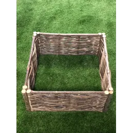 Potager carré en noisetier Tressage Horizontal