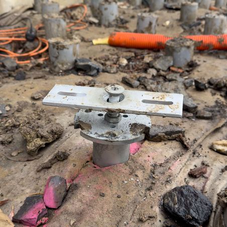 Connecteur en acier galvanisé réglable en hauteur