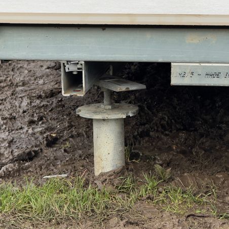 Pieu de 1120 mm avec hélice en acier galvanisé pour sol meuble