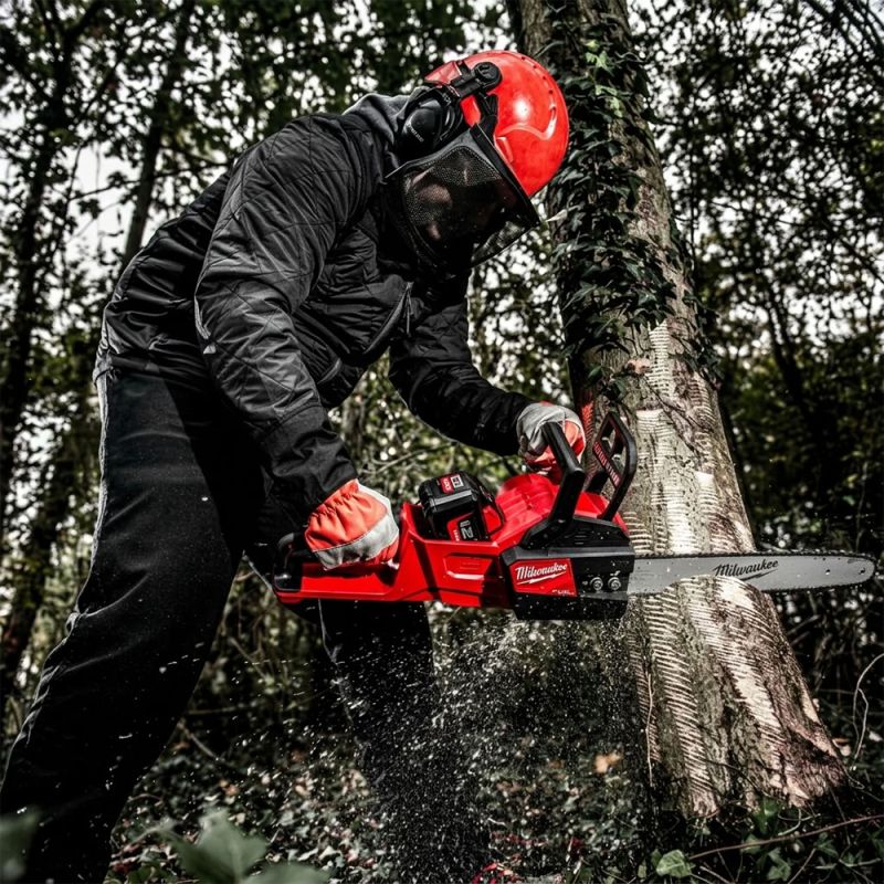 Tronçonneuse 18V - avec guide de 40 cm - Milwaukee