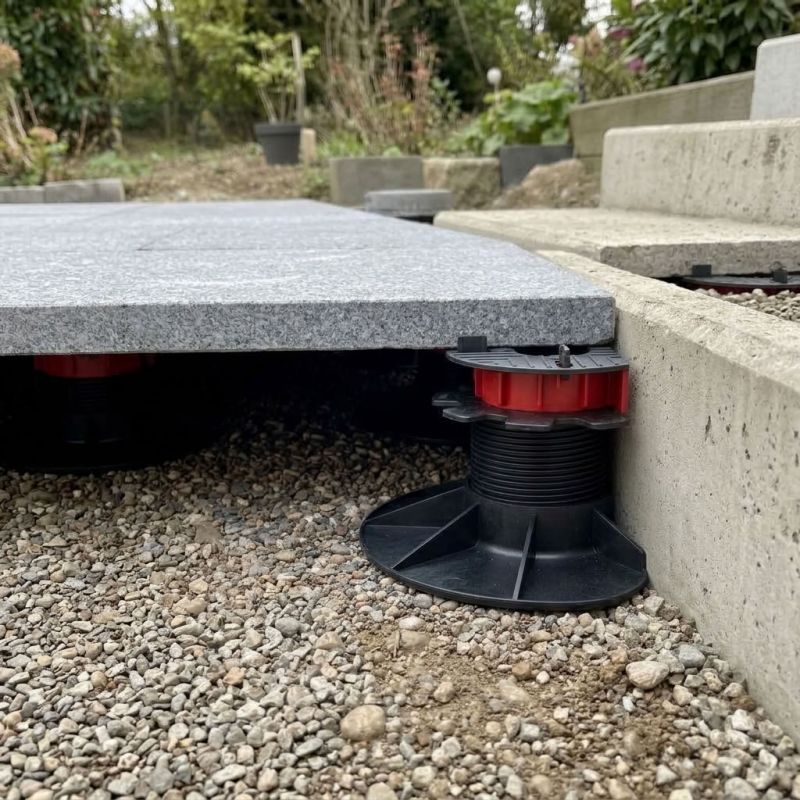 Demi plot terrasse dalle autonivelant 55-370 mm - Réglable par dessus - Solidor